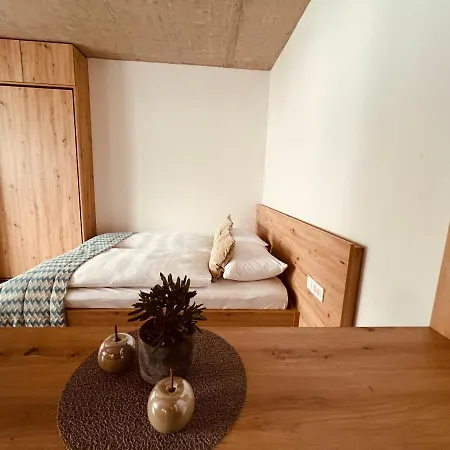 House Smuc Apartment *