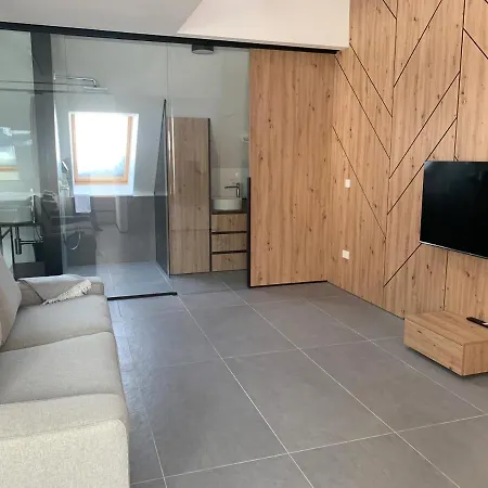House Smuc Apartment