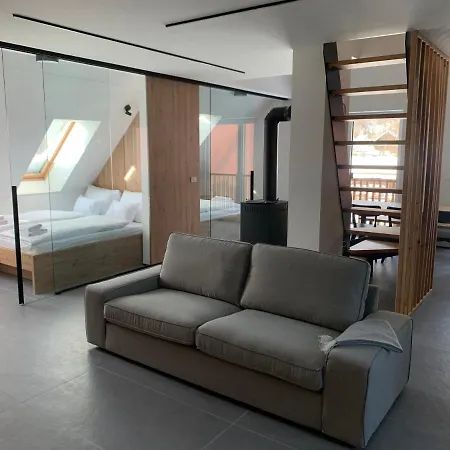 House Smuc Apartmán *